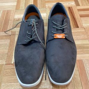 Hawke and company mens tie up shoes